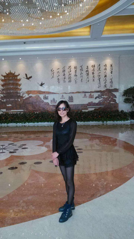 征婚 寻觅对象:                   年龄:                  45岁-56
